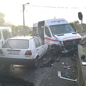 iMED 617 REGI Acidente com ambulância 1