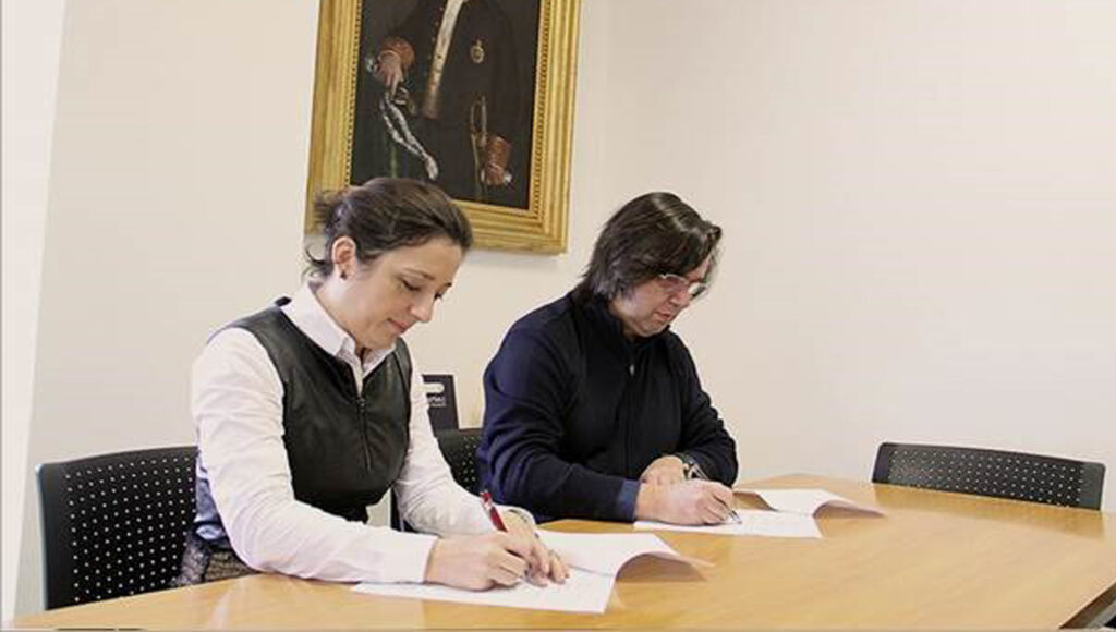 AEP doa espólio literário à Biblioteca 1 aep1 1