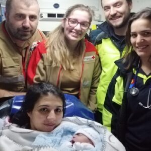 Socorristas da Cruz Vermelha de Vilela ajudam menino a nascer2 1