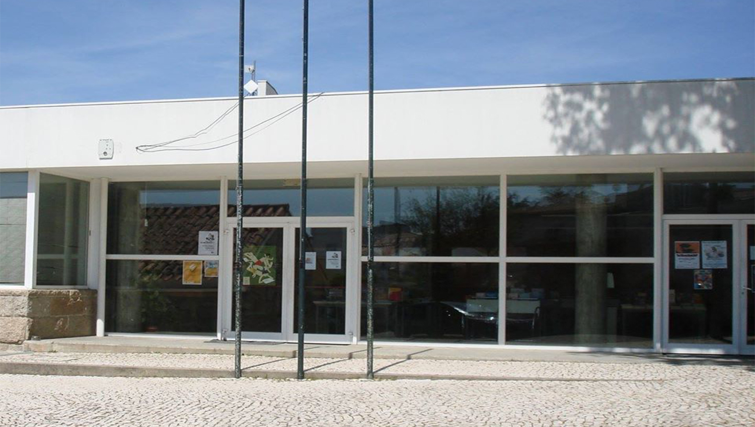 Biblioteca Municipal de Paços de Ferreira 1