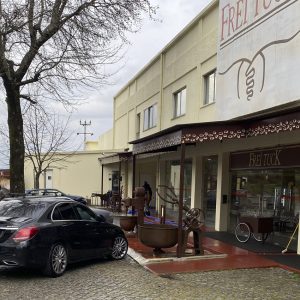 Empresário detido por esfaquear homem em discussão de trânsito