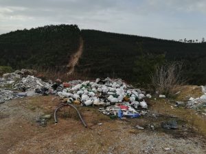 Governo questionado sobre lixeiras ilegais de Baltar