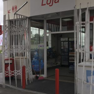 Bomba de gasolina assaltada durante a madrugada