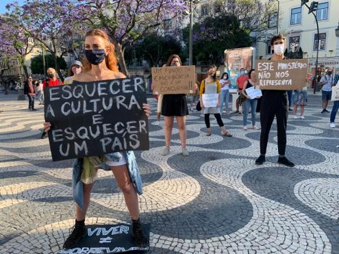 Manifestação pela cultura