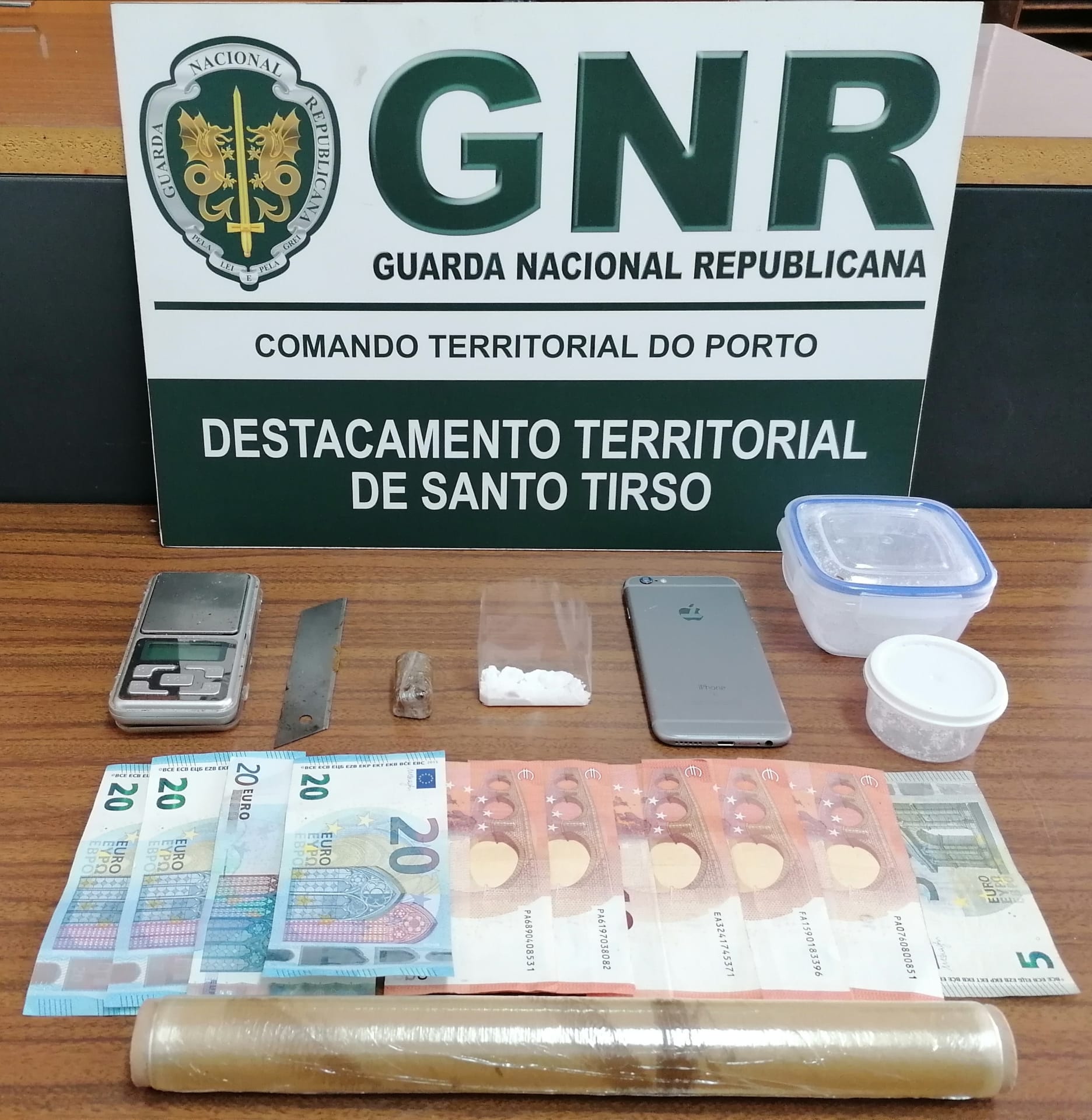 Detido mais um jovem ligado a rede de tráfico de droga em Paços de Ferreira