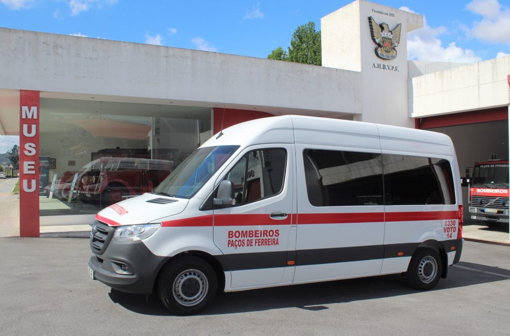 Bombeiros Voluntários de Paços de Ferreira têm nova viatura