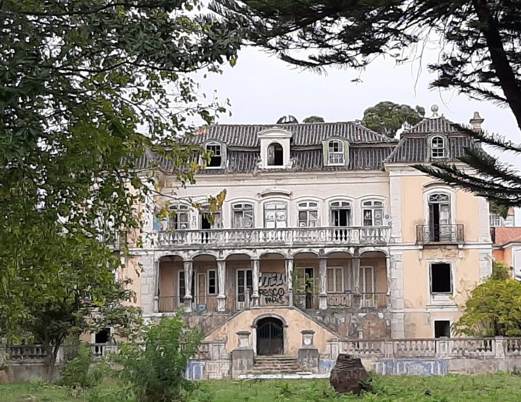 Palacio das Aguias ou Quinta das Aguias na Rua da Junqueira2