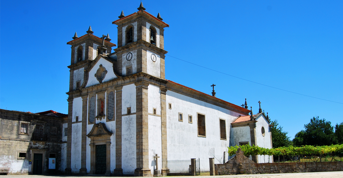 visitar monumentos Mosteiro de S Miguel de Bustelo 1