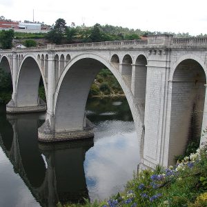 Ponte de Pedra Stone Bridge