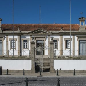 Biblioteca Municipal de Paredes 3 1 1024 500