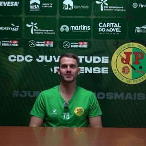 hugo azevedo e diogo abreu anteveem duelo com oc barcelos 1