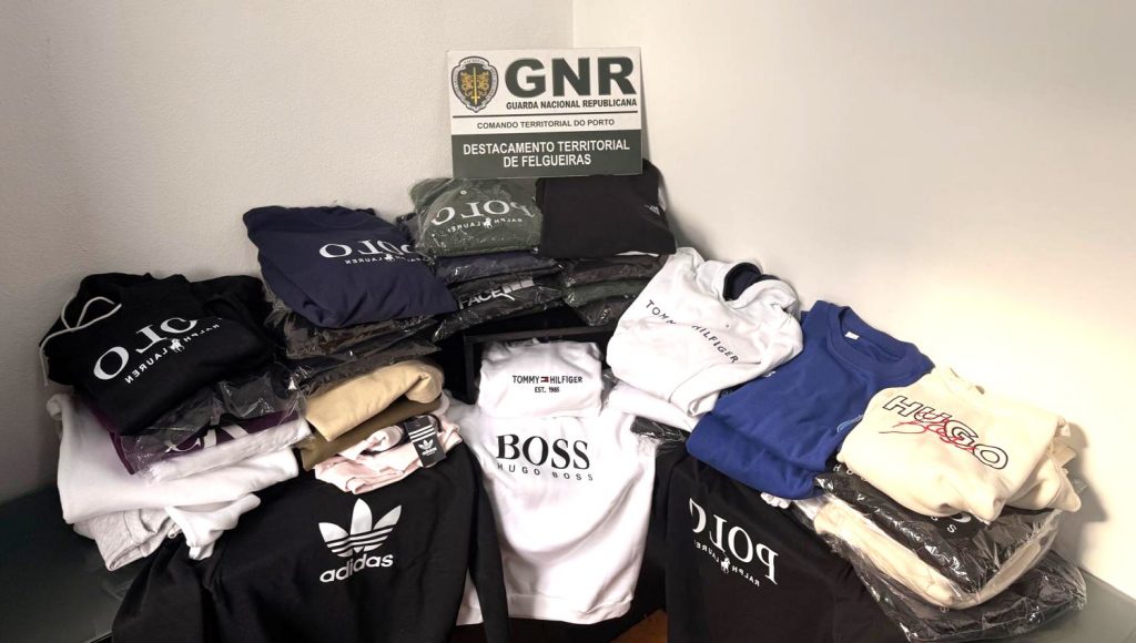 Casal detido na feira com 40 artigos contrafeitos 1 GNR