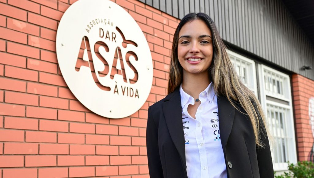 Rafaela Barbosa fechou ano levando patrocinadores em co-drive e entregando um cheque na ASAS 5 rafaela barbosa