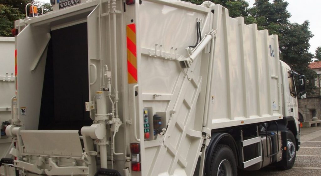 Trabalhadora do município de Penafiel atropelada pelo camião de recolha de lixo 1 lixo