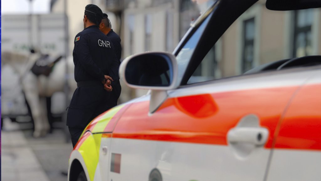 GNR faz buscas em lares ilegais de Lousada e detém sete pessoas por suspeitas de maus-tratos 1 GNR final