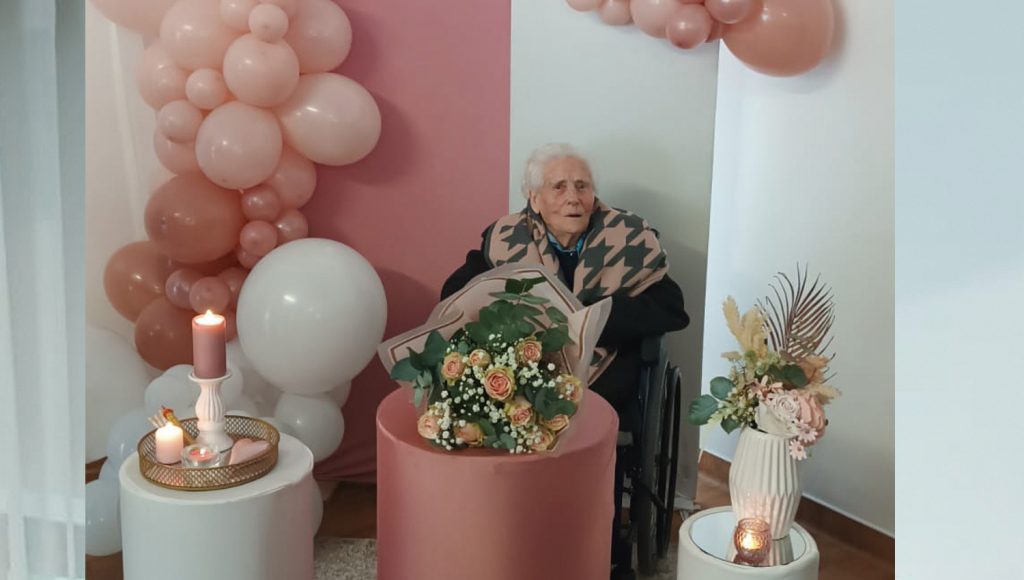 Aidé Lino celebra 100 anos na Santa Casa da Misericórdia de Paços de Ferreira 1 centenaria