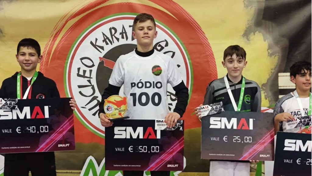 Gonçalinho Garcia conquista o centésimo pódio no karaté 1 goncalinho