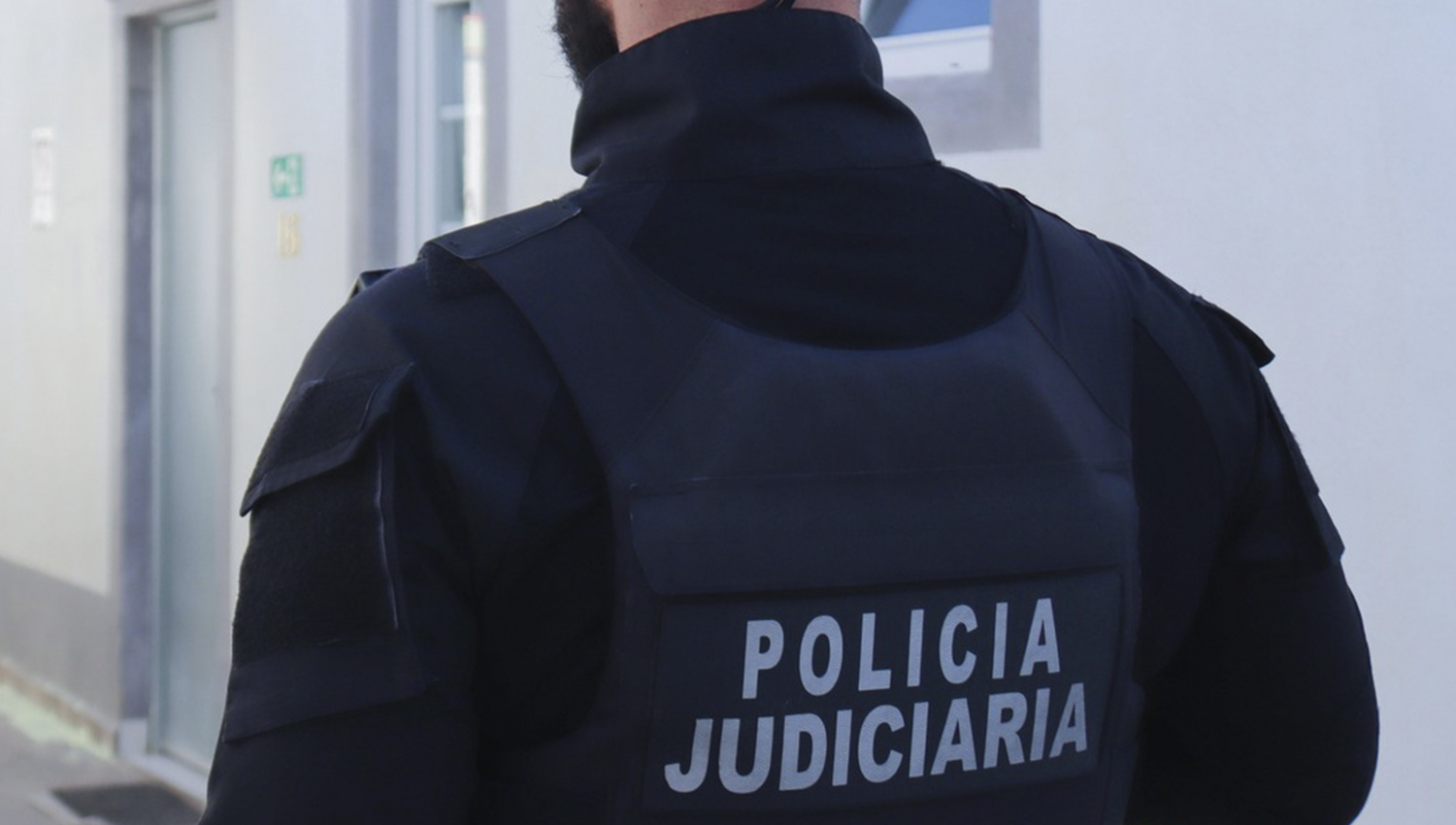 Homem detido em Cête (Paredes) por tentar matar vizinho à machadada 3 PoliciaJudiciaria fin