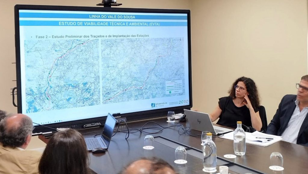 Futura Linha do Vale do Sousa: IP e autarcas reúnem-se para analisar ponto de situação do projeto 3 LinhaValesSousa