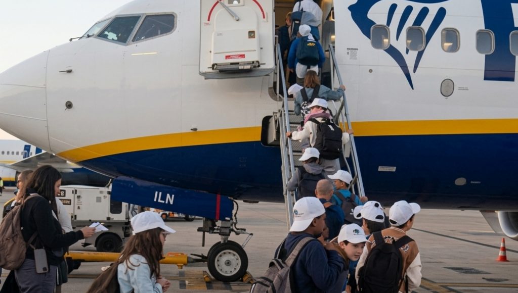 Primeiros alunos finalistas já aterraram no Algarve na viagem oferecida pela autarquia 1 ViagemAlgarve