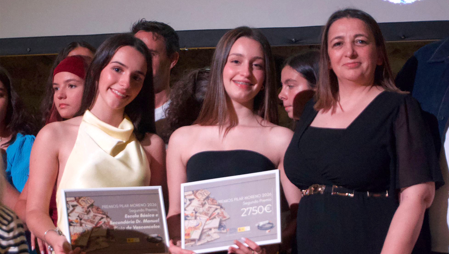 Alunas de Freamunde conquistam 2.º lugar em concurso de audiovisual 3 alunas freamunde