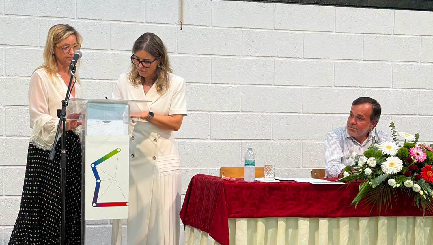 Maria de Lurdes Passadiço toma posse como nova diretora do Agrupamento de Escolas de Eiriz 3 eiriz