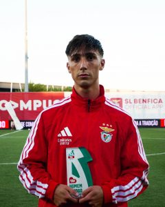 Tomás Soares estreia-se a marcar pelo Benfica B e garante empate frente ao Portimonense 4 TomasSoares2