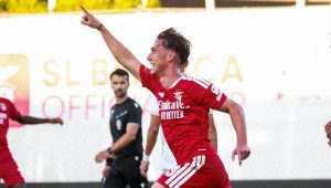 Tomás Soares estreia-se a marcar pelo Benfica B e garante empate frente ao Portimonense 12 TomasSoaresgoloEquipaB