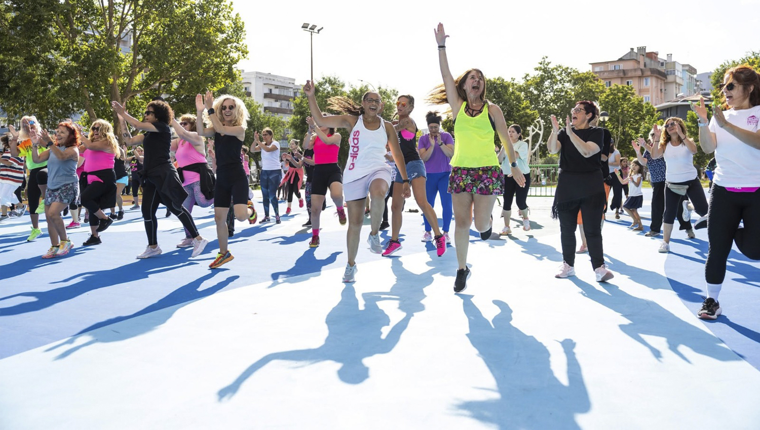 Praça da República recebe Mega Aula de Zumba gratuita integrada no Fim de Semana Cultural 3 zumba