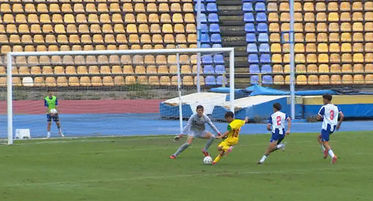 Sub-15: Paços de Ferreira trava líder FC Porto e soma ponto precioso (1-1) 3 Sub15 PAC