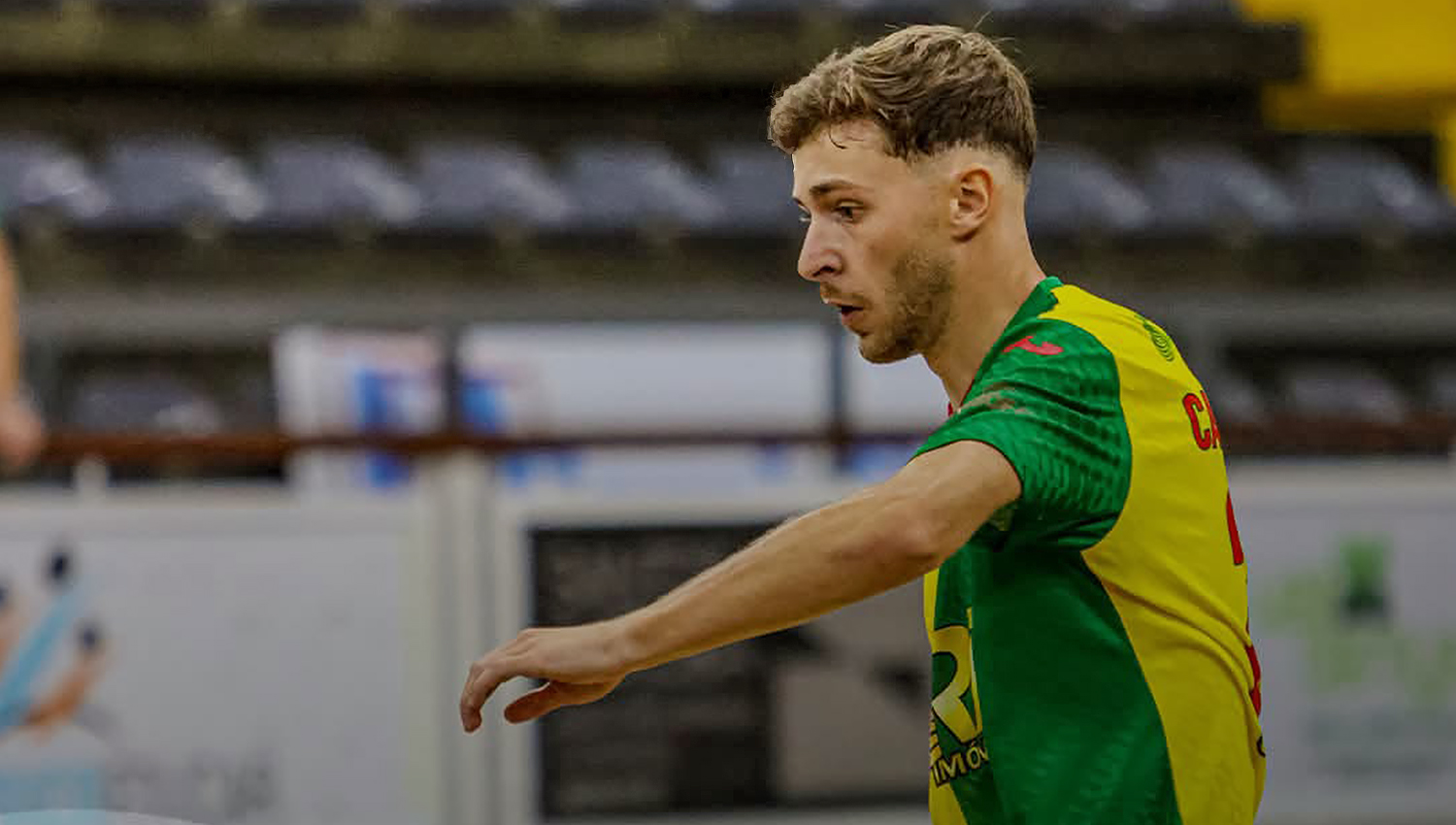 II Divisão Nacional de Futsal: Paços de Ferreira Empata com Amigos de Cerva em emotivo 5-5 3 FCPF Futsal