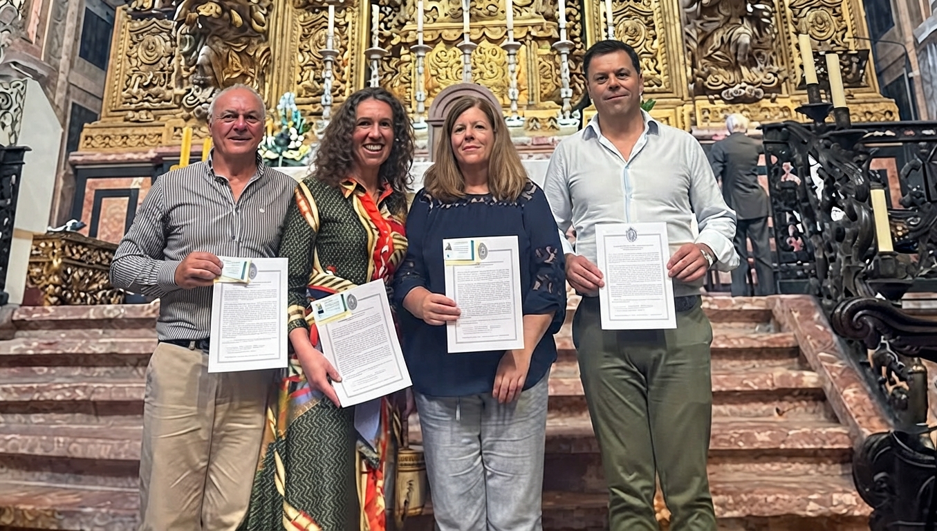 Paróquia de Raimonda reforça comunidade com quatro novos Ministros Extraordinários da Comunhão 3 MinistrosIgrejasRaimonda FIN