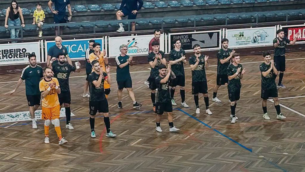 FC Paços de Ferreira Futsal opera reviravolta e vence Nogueiró e Tenões (4-3) 1 Pac3